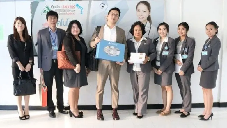 ตัวแทนผู้บริหาร คุณจันทนา จารุเศรณี หัวหน...