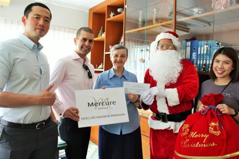 โรงแรมเมอร์เคียว กรุงเทพ มักกะสัน ร่วมกับ...