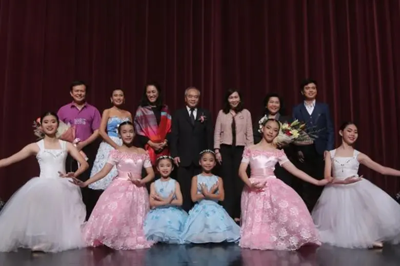 บางกอกแดนซ์ จัดงานแสดงการกุศลชุด “The ๙ Harmonies” อัญเชิญบทเพลงพระราชนิพนธ์ในหลวงรัชกาลที่ ๙ มาร้อยเรียง มอบรายได้หลังหักค่าใช้จ่ายให้มูลนิธิอุทกพัฒน์ ในพระบรมราชูปถัมภ์