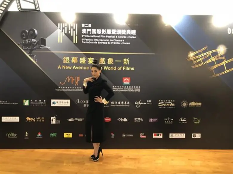 “พลอย เฌอมาลย์” ควง “ต้อม เป็นเอก” พร้อม “ปู วิทยา ปานศรีงาม” ร่วมงานกาล่าเปิดตัว “Samui Song ไม่มีสมุยสำหรับเธอ” ในเทศกาลภาพยนตร์นานาชาติมาเก๊า ครั้งที่ 2