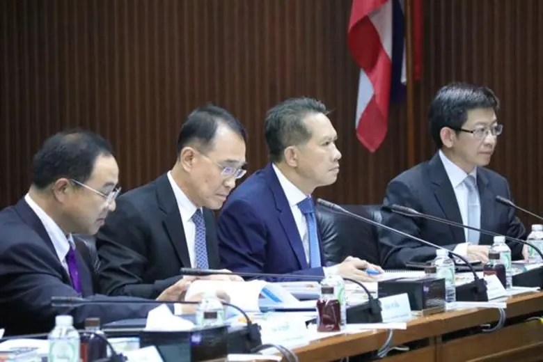 สานพลังประชารัฐเฟส 2 เน้นเศรษฐกิจ 4.0 - ลดความเหลื่อมล้ำ ด้าน ส.อ.ท. ชี้เร่งพัฒนามาตรฐาน SME เจาะตลาดโลก