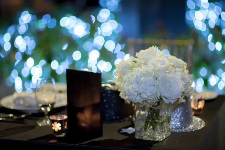 ร่วมส่งท้ายความทรงจำดีๆในปีพ.ศ. 2560 และเฉลิมฉลองต้อนรับพุทธศักราชใหม่ 2561 กับโปรโมชั่นอาหารและเครื่องดื่มพร้อมกิจกรรมสุดพิเศษ ณ โรงแรมสยามเคมปินสกี้ กรุงเทพฯ