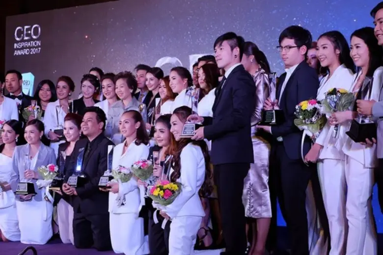 นายอนุรักษ์ บรรณจงขจร ประธานกรรมการบริหาร...