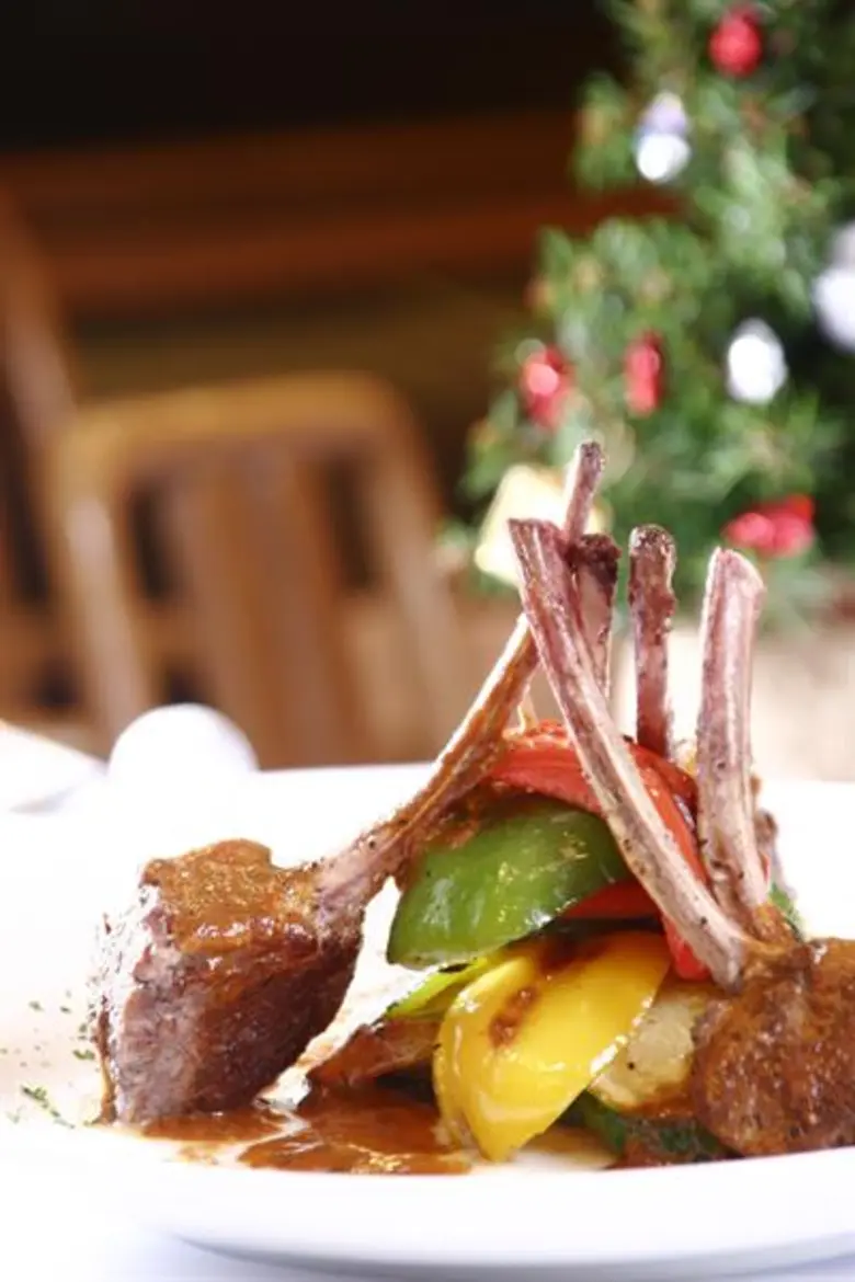 24 ธันวาคม 2560 เวลา 18.00 – 22.00 น. ห้อ...