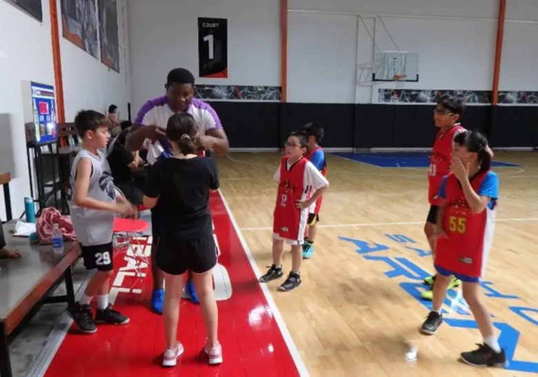 1st Stars Basketball Challenge – Fun & Friendly Basketball Game beyond Boundaries