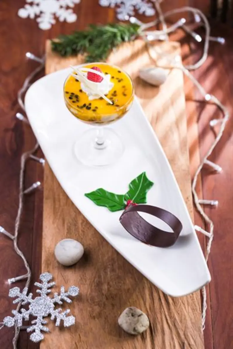 ฉลองวันคริสต์มาส อีฟ ที่นัมเบอร์ 43, เคปเฮ้าส์ กรุงเทพฯ