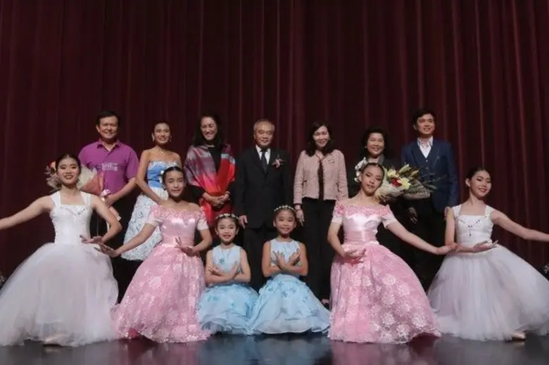 สถาบันบางกอกแดนซ์จัดการแสดงการกุศลครั้งที...