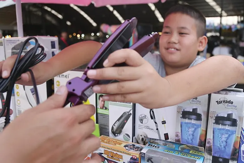 ทีวีไกด์: รายการ “สานรัก คนเก่งหัวใจแกร่ง” วันอาทิตย์ที่ 24 ธันวาคม 2560 ทางแอป AIS PLAY, AIS PLAYBOX และ Youtube sarnrakais