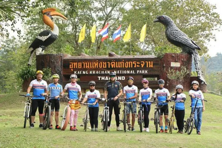 ป่าแก่งกระจาน เป็นอุทยานแห่งชาติที่มีพื้น...