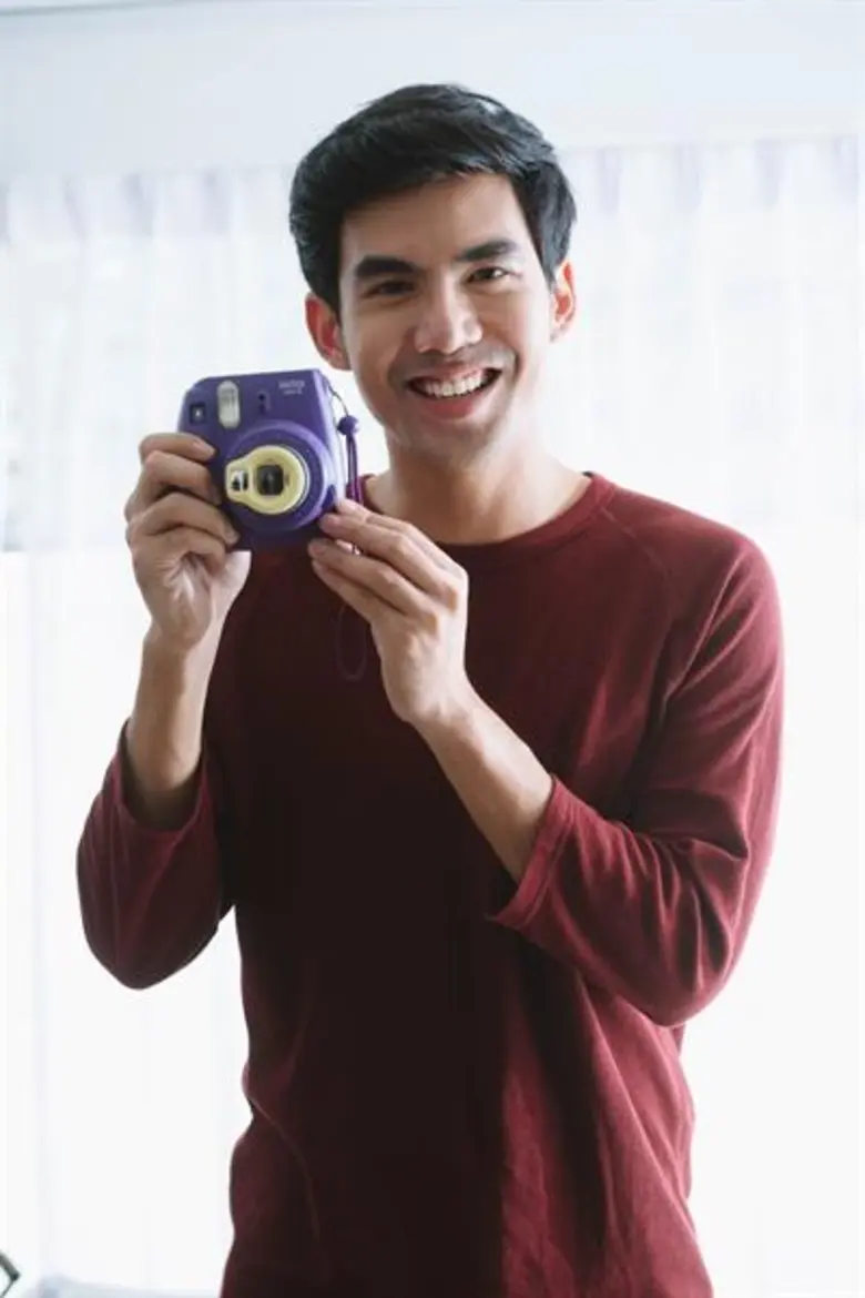 'จุ๊บ - อุ๋ม’ ถ่ายเอ็มวีสุดพิเศษ ส่งท้ายปี!! ดึง 'เต๋อ - เดียร์น่า’ ตัวแทนเบื้องหลังความรัก