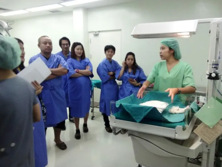 รพ.หัวเฉียว จัดทัวร์ห้องคลอด...เตรียมพร้อมต้อนรับลูกน้อย