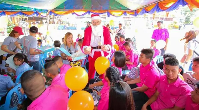 เอฟดับบลิวดี ประกันชีวิต ร่วมมอบโอกาสทางการศึกษา  ผ่านกิจกรรม “Giving a chance for school” ณ โรงเรียนราษฎร์นิยมวิทยา อำเภอวิเศษชัยชาญ จ. อ่างทอง