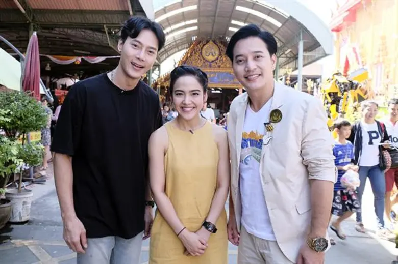 ทีวีไกด์: รายการ "ตลาดเด็ดประเทศไทย" “ต๊ะ-วริษฐ์” ใจถึง จับมือ “จอย-ชลธิชา” ลูบคมเจ้าถิ่น!!! แฉเรื่องหญิง “ตุ้ย-เกียรติกมล”