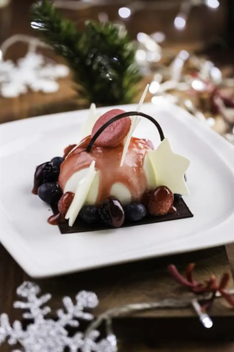 ต้อนรับเทศกาลปีใหม่ ห้องอาหารนัมเบอร์ 43, เคปเฮ้าส์ กรุงเทพฯ