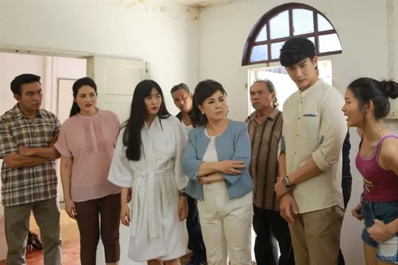 ทีวีไกด์: รูทีนละคร “แหวนดอกไม้” ตอนที่ 11-12 ออกอากาศวันพุธที่ 3 - วันพฤหัสที่ 4 ม.ค. 60