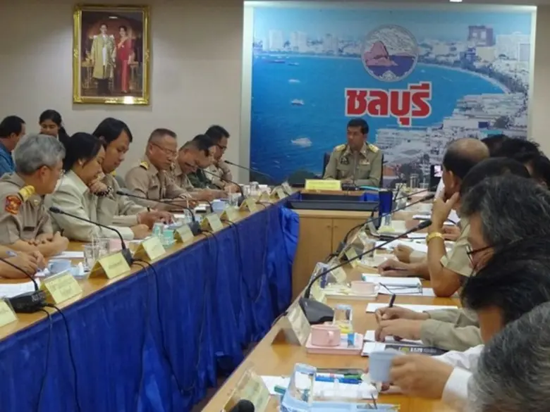 กอ.รมน.จังหวัด ช.บ. ร่วมประชุมคณะกรรมการศูนย์ปฏิบัติการแก้ไขปัญหาการชุมนุมสาธารณะจังหวัดชลบุรี