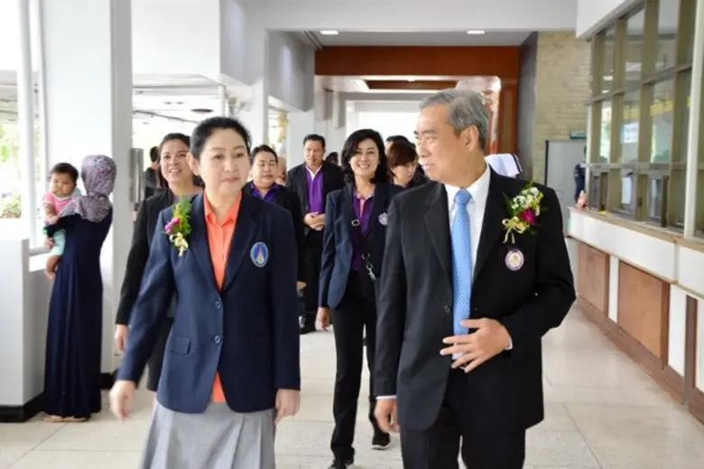 นายสมภพ เต็งทับทิม รองผู้ว่าการการไฟฟ้าส่วนภูมิภาค ...