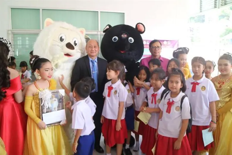 ร.ร.สาธิต มรภ.สงขลา โชว์วิชาการ “สืบสานงานพ่อฯ”