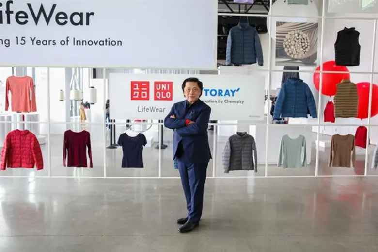 ยูนิโคล่ และ โทเร ฉลอง 15 ปีแห่งสไตล์และเทคโนโลยีที่ผสมผสานกันอย่างกลมกลืน กับการจัดแสดงนิทรรศการแสดงเทคโนโลยีเครื่องแต่งกายครั้งแรก ณ นิวยอร์ก