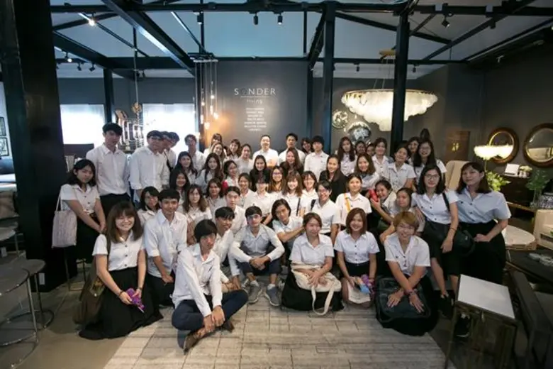 ยุคสมัยที่เปลี่ยนแปลงไปอย่างรวดเร็ว ส่งผล...