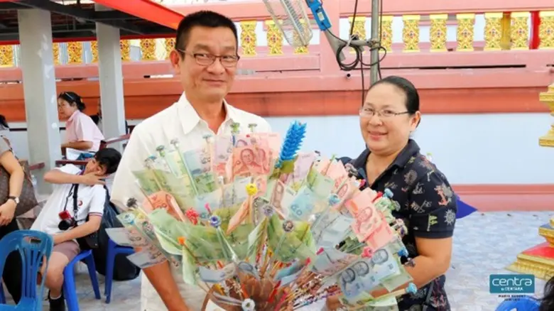 โรงแรมเซ็นทรา บายเซ็นทารา มาริส รีสอร์ท จอมเทียน ทอดผ้าป่าสามัคคี ณ วัดเขาไม้แดง บางพระ