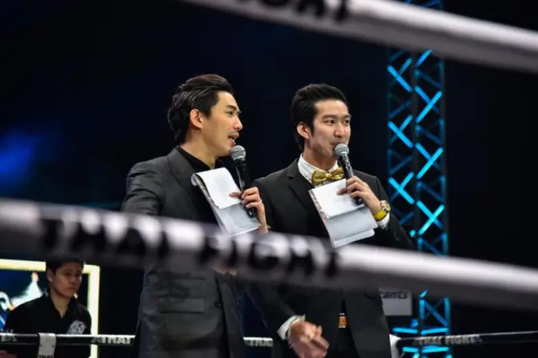 อีซูซุและแฟนมวยเฮ... ร่วมยินดีกับ “แสนสะท้าน พี.เค.แสนชัยมวยไทยยิม” ผ่านฉลุยเข้าสู่รอบชิงชนะเลิศ ในศึก “THAI FIGHT 2017” ปลายเดือนมกราคมนี้