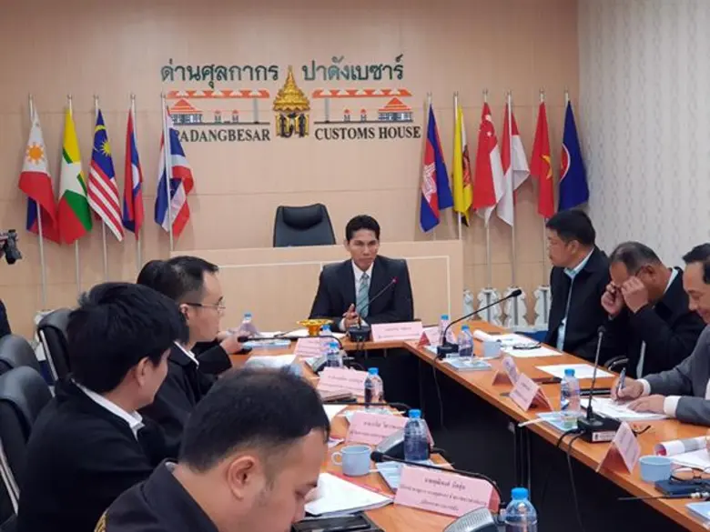 ภาพข่าว: การตรวจสอบติดตามการดำเนินงานหน่วยงานต้นแบบของกรมศุลกากรตามโครงการ “กระทรวงการคลังคุณธรรม โปร่งใส ไร้ทุจริต”