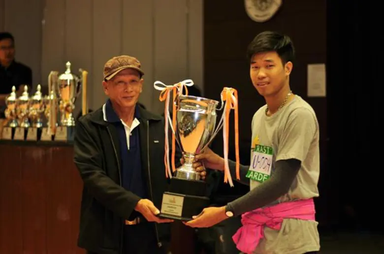 ชมรมนักวิทยุสมัครเล่น มทร.ธัญบุรี คว้ารางวัลชนะเลิศ รุ่นอุดมศึกษา ARDF RAST TROPHY