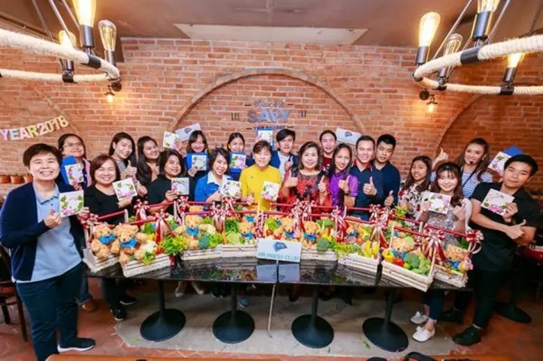 เคทีซีจัดเวิร์คช้อปรับปีใหม่ “ช้อปด้วย QR เรียนจัดตะกร้าสวย อวยพรด้วยการ์ดเก๋”