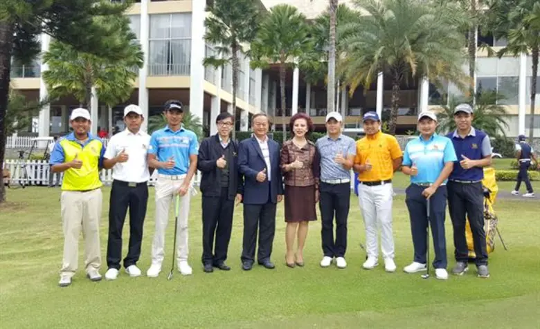 คุณจรรยา สว่างจิตร ประธานบริหาร สนามฟีนิก...