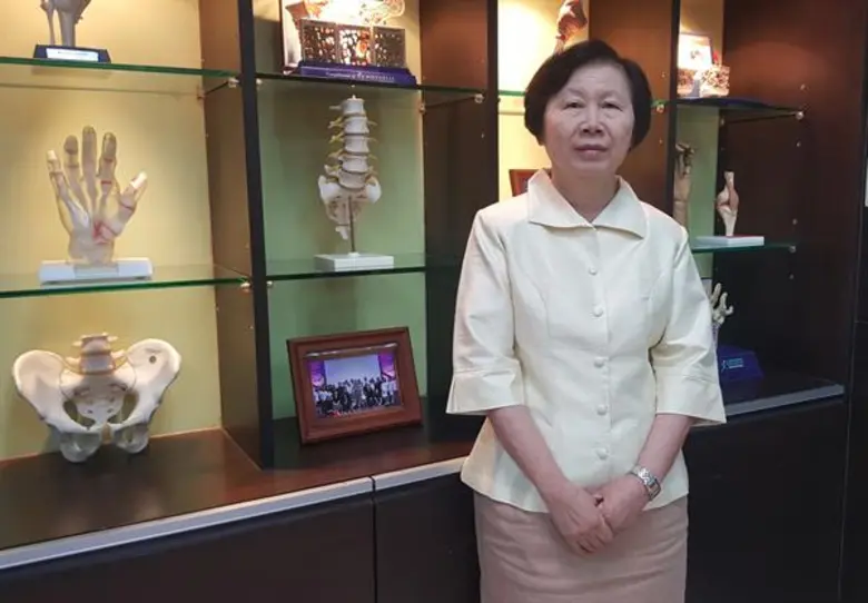 เนื่องจากปัจจุบันพบผู้ป่วยโรคเกาต์ในประเท...