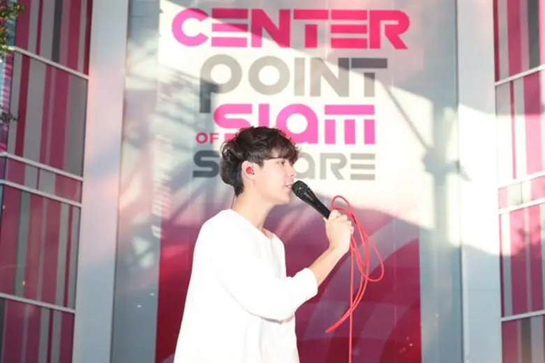 เซ็นเตอร์พอยท์ ออฟ สยามสแควร์ เปิดประสบการณ์ใหม่ครั้งแรกในไทย เคาท์ดาวน์ก่อนใครในงาน 'Warm Up Countdown Party 2018’