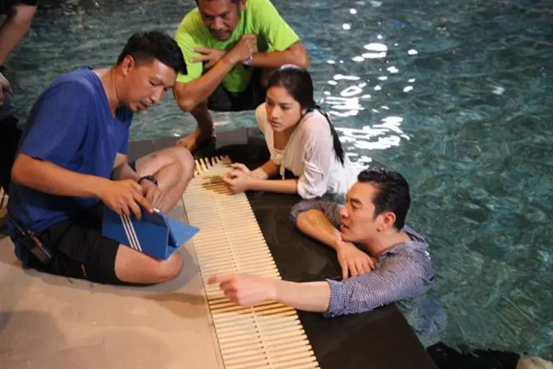 ทีวีไกด์: ละคร “เดือนประดับดาว”  ตอนที่ 9 ออกอากาศวันที่ 4 มกราคม 2561 ทางช่อง 3 เวลา 20.20 น