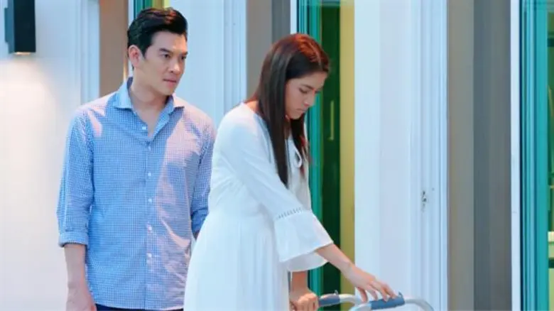 ทีวีไกด์: ละคร “เดือนประดับดาว”  ตอนที่ 9 ออกอากาศวันที่ 4 มกราคม 2561 ทางช่อง 3 เวลา 20.20 น