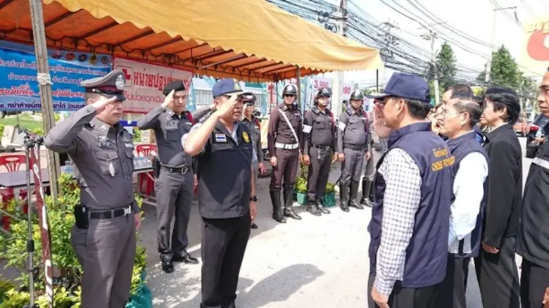 กอ.รมน.จังหวัด ช.บ. ตรวจเยี่ยมจุดตรวจร่วมฯ อ.ศรีราชา, อ.บางละมุง, อ.สัตหีบ และ อ.เกาะสีชัง ออกเยี่ยมจุดตรวจ/จุดบริการ ช่วงเทศการปีใหม่ พ.ศ.2561