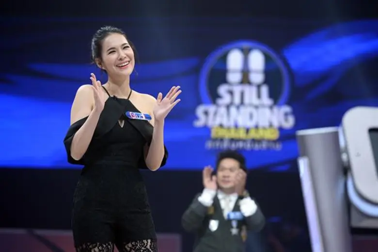 ทีวีไกด์: รายการ “ตกสิบหยิบล้าน” มงลงแม่แล้ว “โบวี่ – อัฐมา” กลัวใครที่ไหน?!? ก้าวเล่นเกมควิซโชว์ครั้งแรก เผลอปากลั่น ประกาศท้าตบผู้เข้าแข่งขันในรายการ!!!