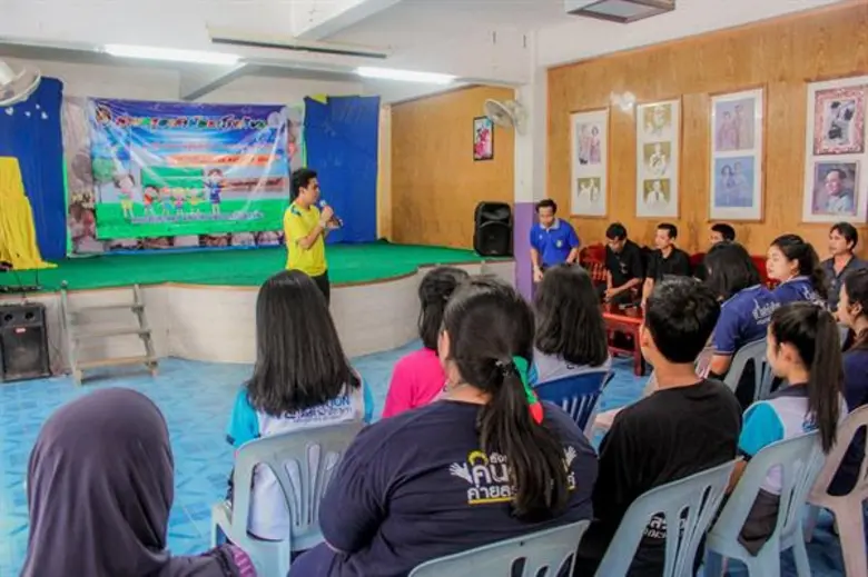 มรภ.สงขลา สวมบทบาทพี่เลี้ยง ร.ร.บ้านคูนายสังข์ เร่งช่วยพัฒนาผู้สอน-ทำสื่อเพิ่มผลสัมฤทธิ์การเรียน