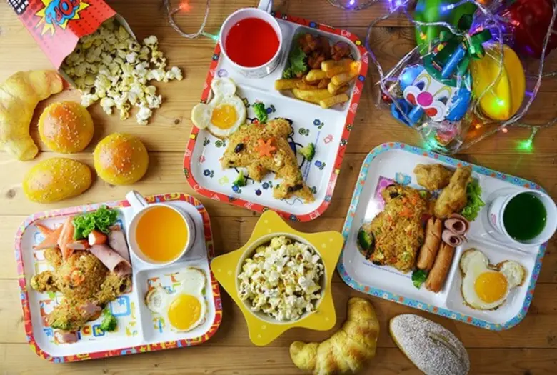 โรงแรมวินเซอร์สวีทส์ สุขุมวิท 20ร่วมฉลองว...