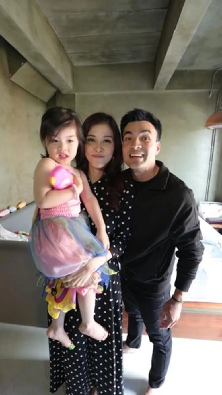 รายการ "THE GUEST (เดอะ เกสท์) ตีสนิทคนดั...