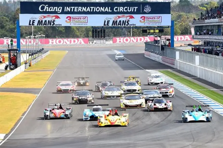 สนามช้าง อินเตอร์เนชั่นแนล เซอร์กิต จ.บุร...