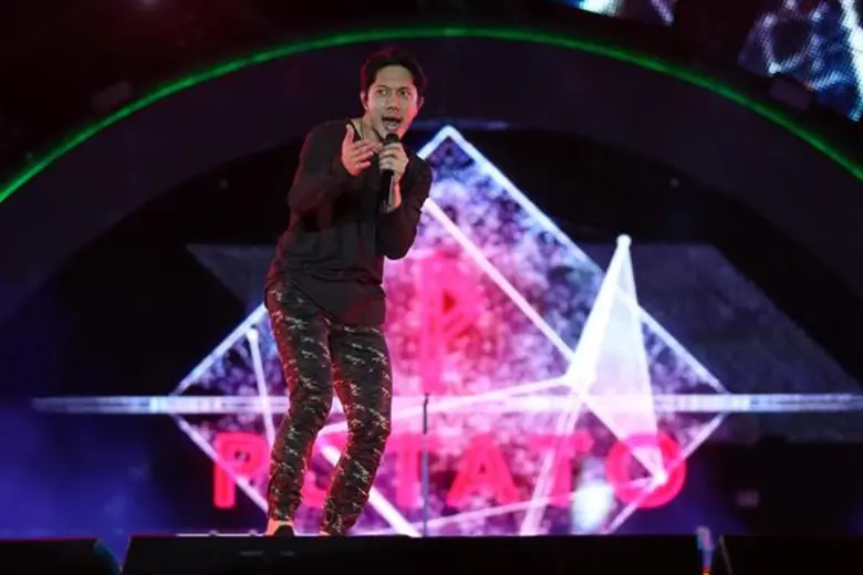 กลับมาอีกครั้ง...ยิ่งใหญ่กว่าเดิม “ช้าง มิวสิค คอนเนคชั่น มิวสิคโทรโพลิส” มหานครดนตรี ที่เชื่อมทุกมิตรภาพ พบกันที่ ลานปูนตรงข้ามหน้าป้าย มมส จังหวัดมหาสารคาม 20 มกราคม 2561 นี้ ประตูเปิด 17.00 น.