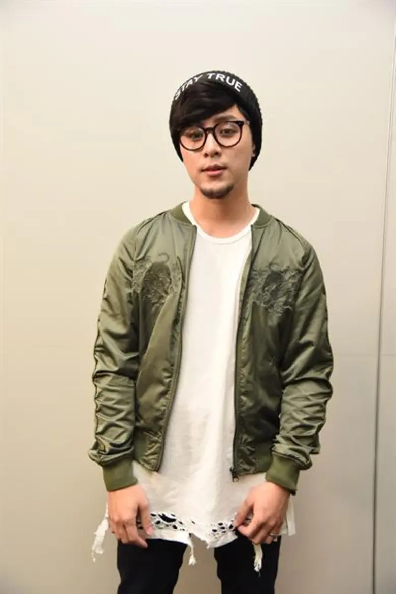 แฟนคลับหน้ากากทุเรียน "ทอม รูม 39" เตรียม...