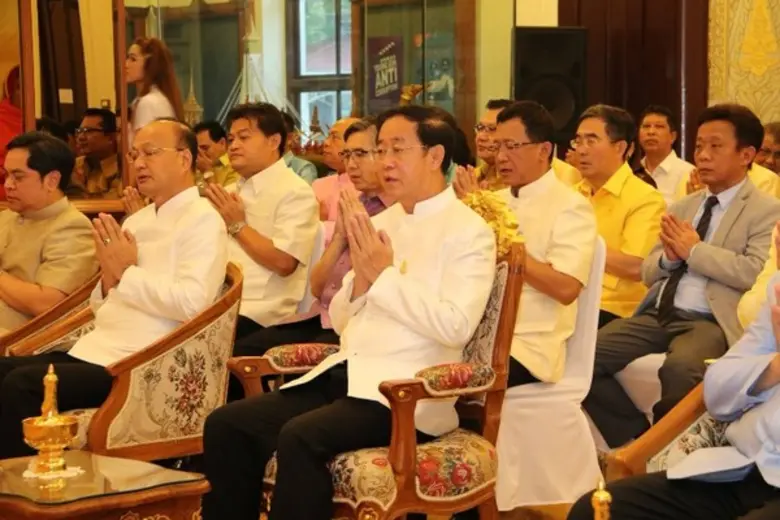 แอร์พอร์ต เรล ลิงก์ ร่วมพิธีทำบุญตักบาตรเนื่องในโอกาสวันขึ้นปีใหม่ 2561 ณ กระทรวงคมนาคม