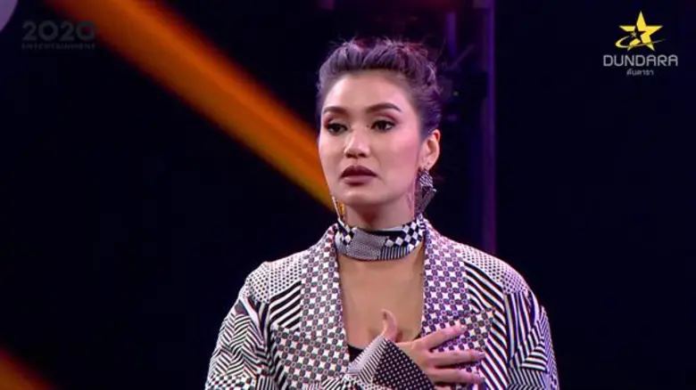 ชมพู่ น้ำตาแตก กลางรายการ พบชีวิตสุดเศร้าของผู้เข้าแข่งขัน