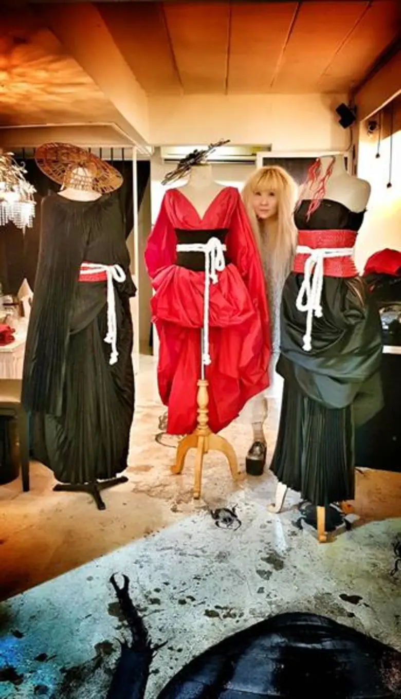 เรียกได้ว่าเป็นแฟชั่นดีไซเนอร์หนึ่งเดียวข...