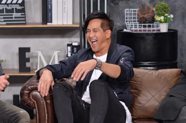 "บริษัทฮาไม่จำกัด (มหาชน)" วันเสาร์ที่ 13...