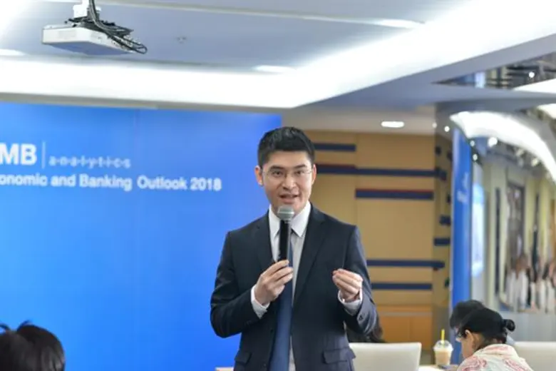 นายนริศ สถาผลเดชา เจ้าหน้าที่บริหาร ศูนย์...