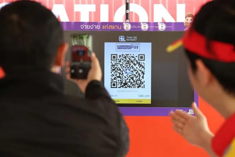 ไทยพาณิชย์ ผนึกกำลัง เชลล์ สร้างประสบการณ์ใหม่ยุค 4.0 “The First Cashless Gas Station Experience” ครั้งแรกในเมืองไทยกับการไดร์ฟอินเพย์สเตชั่นชำระค่าน้ำมันด้วยคิวอาร์โค้ด