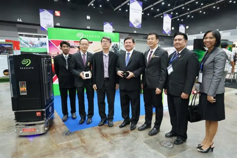 ดร.สุวิทย์ เมษินทรีย์ รัฐมนตรีว่าการกระทร...