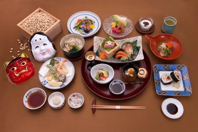 ห้องอาหาร ยามาซาโตะ (Yamazato) โรงแรม ดิ โอกุระ เพร...